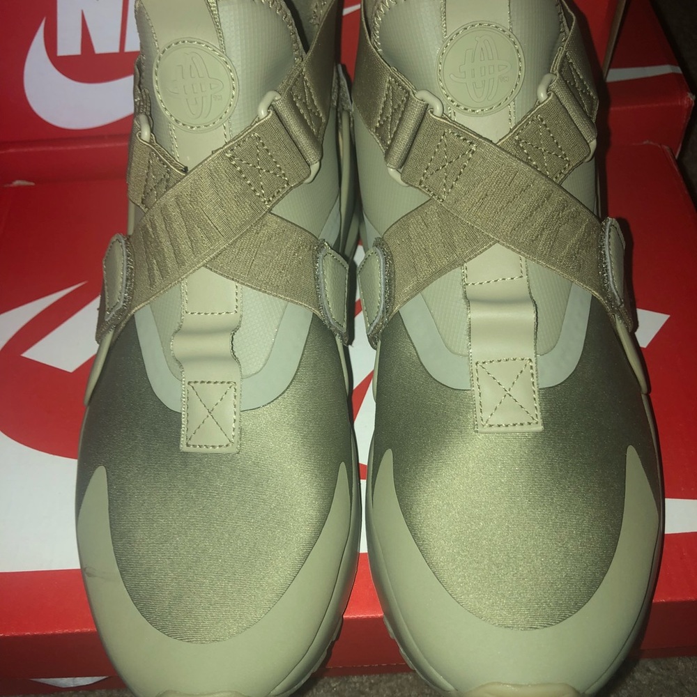 🆕🔥👟Nike Air Huarache City: Olive Green,DS⚡️ - Picture 2 of 6
